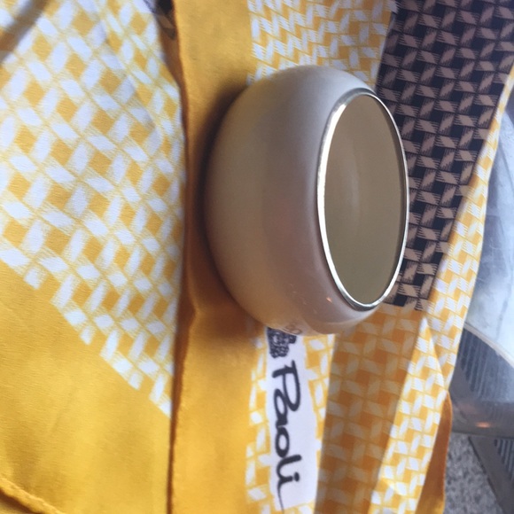 Bangle trimmed in gold fill. - Picture 3 of 4